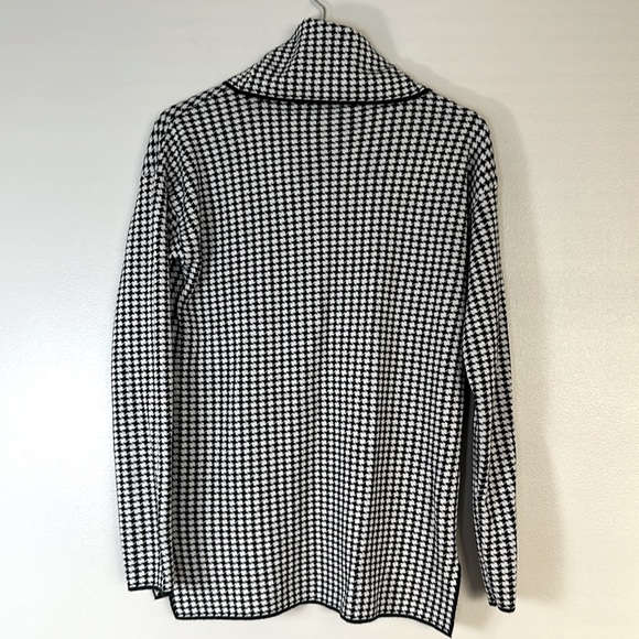 Calvin Klein Turtleneck Oversized Sweater - Picture 3 of 8